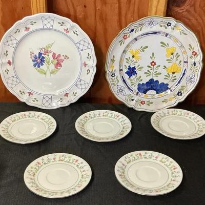 Mixed Floral China Serving & Tea Lot – Plates, Saucers, Cups & Teapot