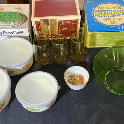 Mid-Century Kitchenware Lot – Federal Glass Chip & Dip, Amber Glassware