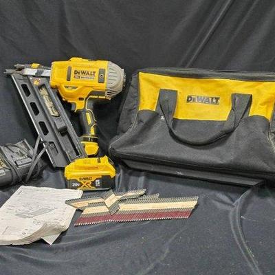 Sale Photo Thumbnail #87