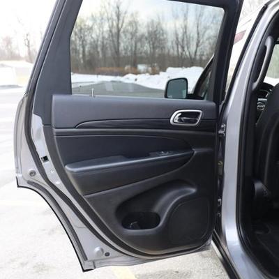 Sale Photo Thumbnail #18