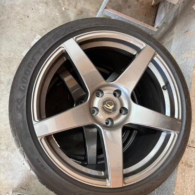 Sale Photo Thumbnail #117