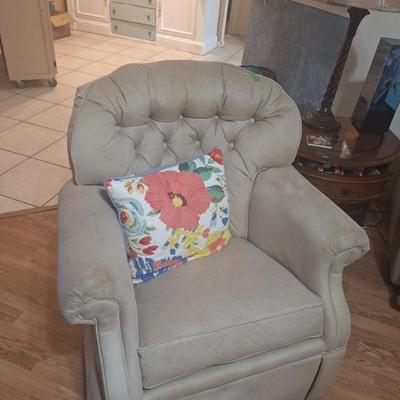 Sale Photo Thumbnail #42