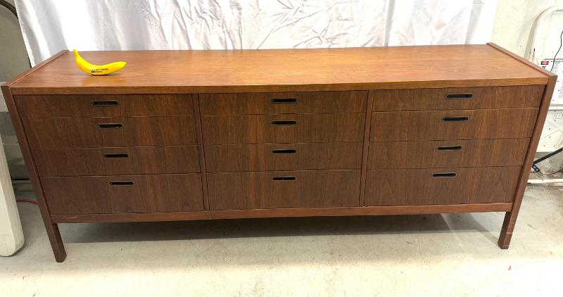 Sale Photo Thumbnail #15