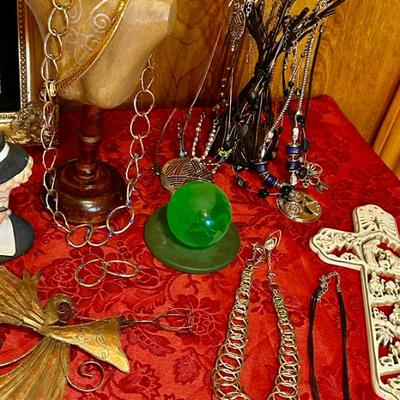 Sale Photo Thumbnail #100