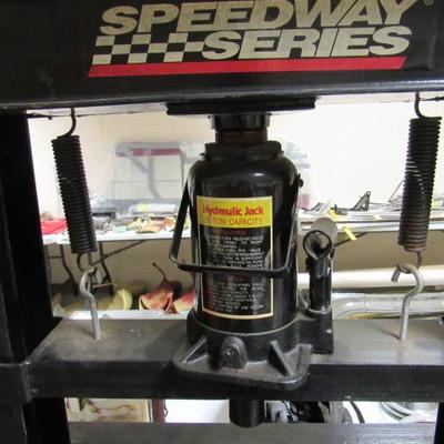 Sale Photo Thumbnail #90