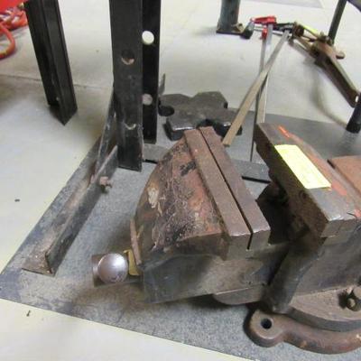 Sale Photo Thumbnail #99