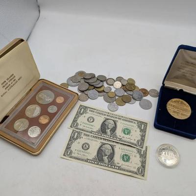 Mixed Coins & Currency Lot 