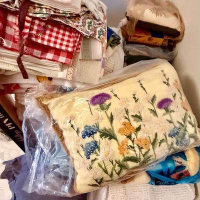 Sale Photo Thumbnail #146