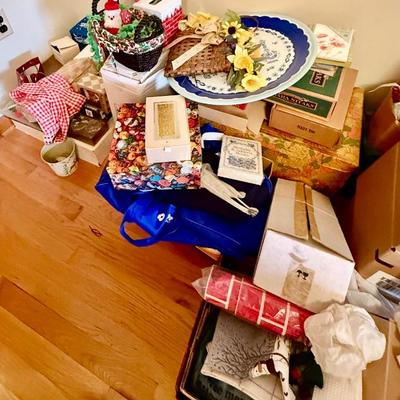 Sale Photo Thumbnail #141