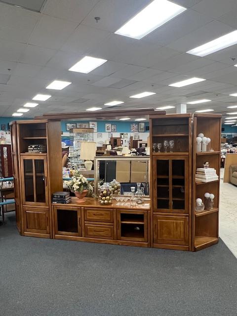 Sale Photo Thumbnail #36