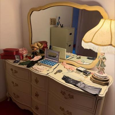 Sale Photo Thumbnail #34