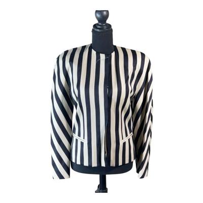 Sale Photo Thumbnail #148