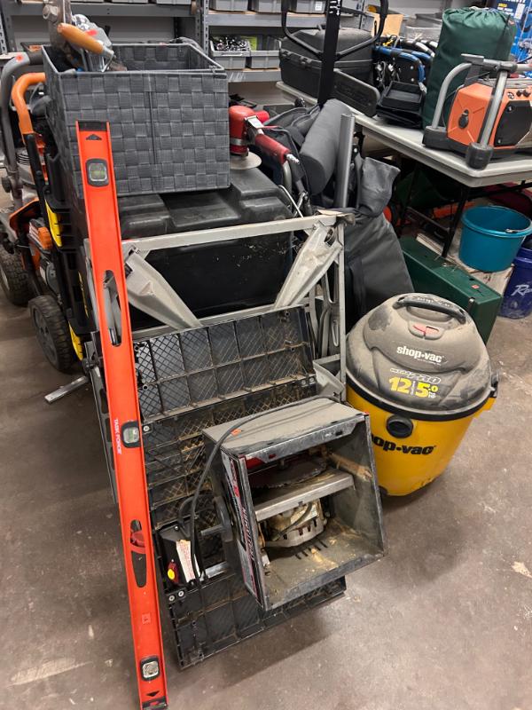 Sale Photo Thumbnail #18