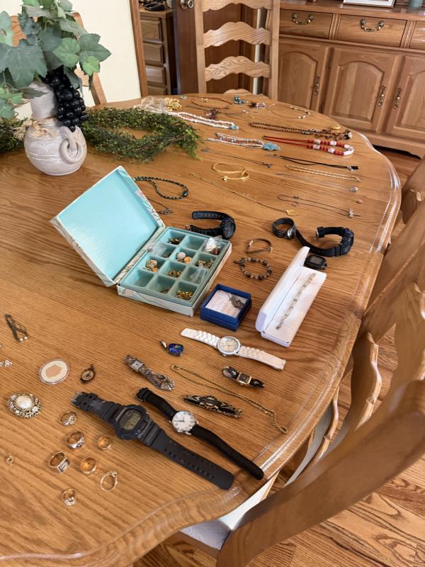 Sale Photo Thumbnail #532