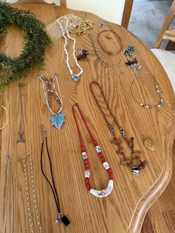 Sale Photo Thumbnail #536