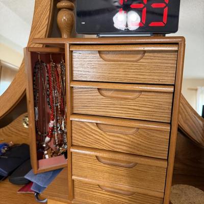 Sale Photo Thumbnail #280