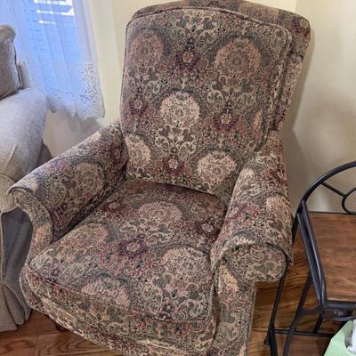 Sale Photo Thumbnail #146