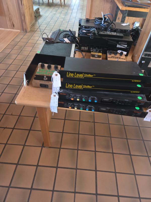 Sale Photo Thumbnail #6