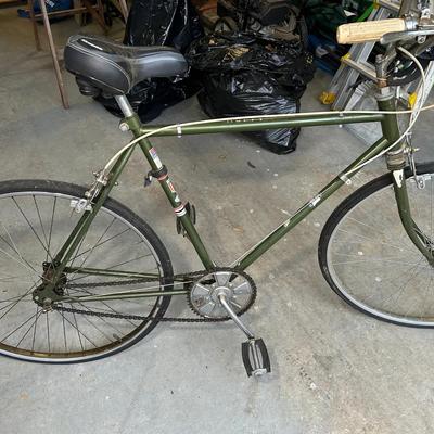 Vintage Huffy 3 Speed Touring Bicycle 