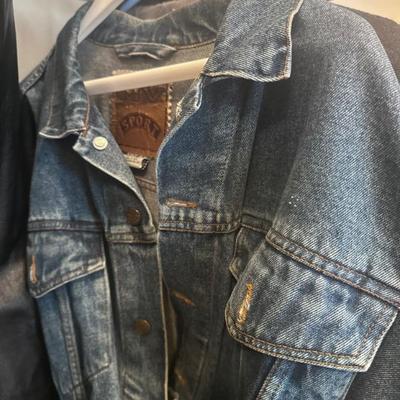 Sale Photo Thumbnail #102