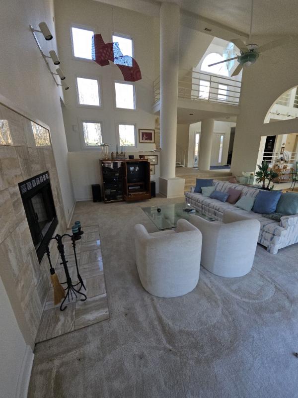 Sale Photo Thumbnail #17