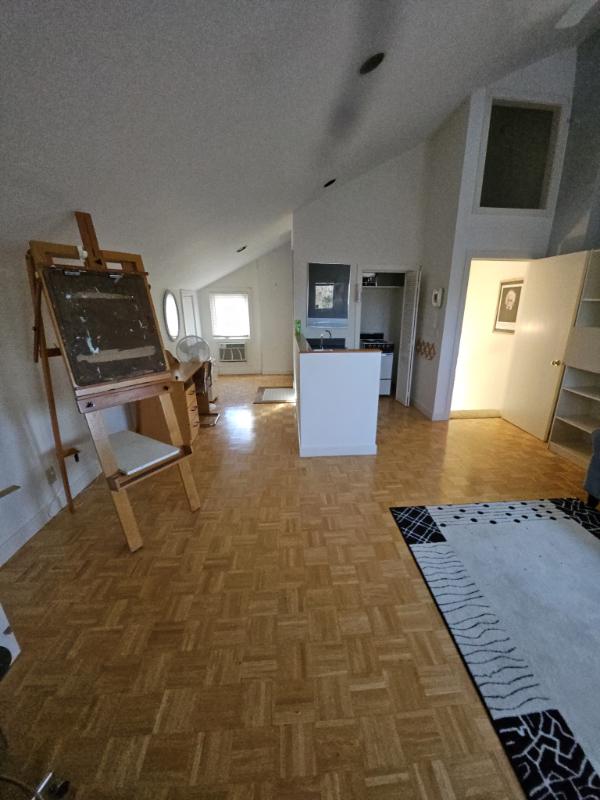 Sale Photo Thumbnail #24