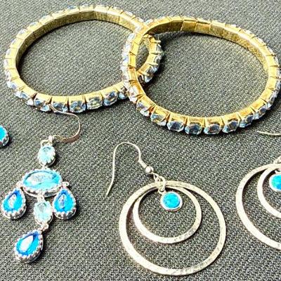 Sale Photo Thumbnail #26