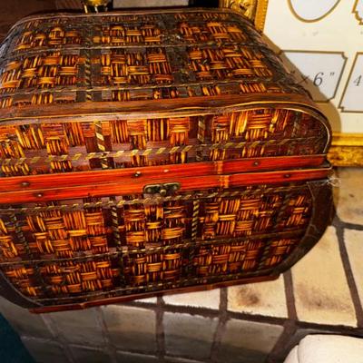 Sale Photo Thumbnail #98