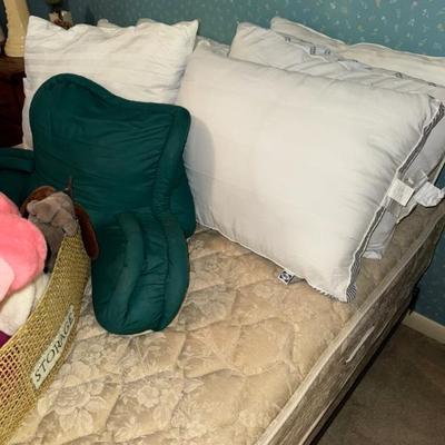 Sale Photo Thumbnail #194