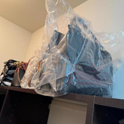 Sale Photo Thumbnail #443