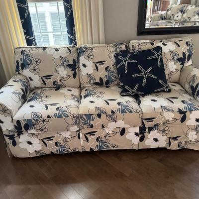 Sale Photo Thumbnail #244