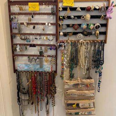 Sale Photo Thumbnail #436