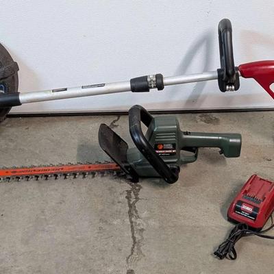 Toro 24V String Trimmer and Black & Decker Hedge Trimmer Lot