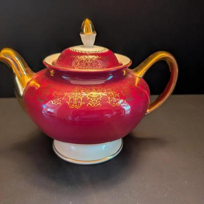 Homer Laughlin Red & Gold Teapot with Lid