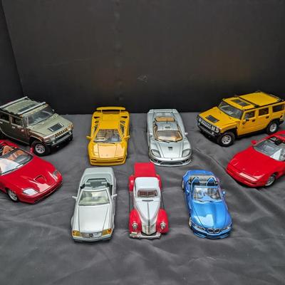 Mixed-Scale Die-Cast Car Collection Featuring Ferrari, Lamborghini, Corvette, BMW & Hummer