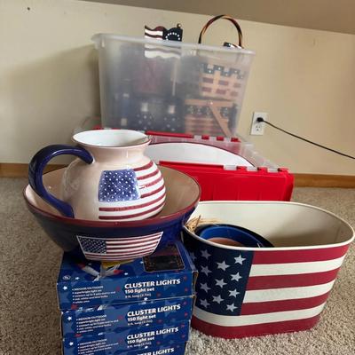 Fourth of July Décor & Tableware Lot