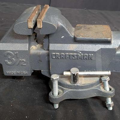 Craftsman 3 1/2 Inch Bench Vise with Swivel Base