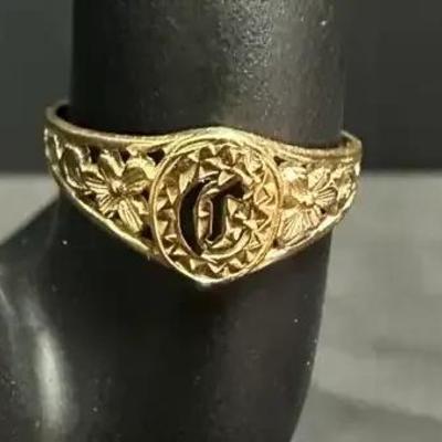 Vintage 14K Yellow Gold Filigree Ring Size ~ 6.25 - 6.5