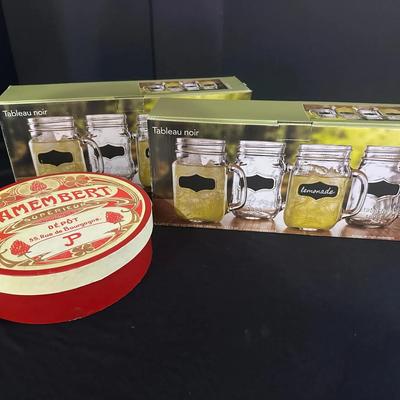 Tableau Noir Mason Jar Mug Sets (8 Jars) & 4 Camembert Cheese Plates in Decorative Box