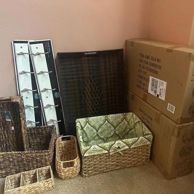 Home Organization Storage Lot – Baskets, Trays & Hooks and Over the Door Shoe Racks