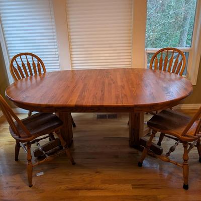 Oak Dining Table with Leaf and Four Matching Chairs