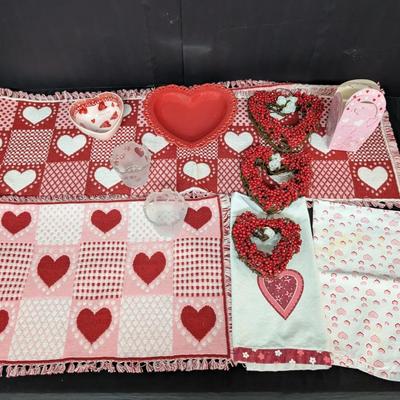 Valentine’s Day Home Décor Lot with Heart-Themed Glass, Ceramic Dish, Linens & Wreaths