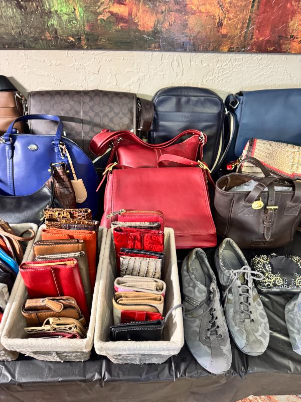 Sale Photo Thumbnail #45