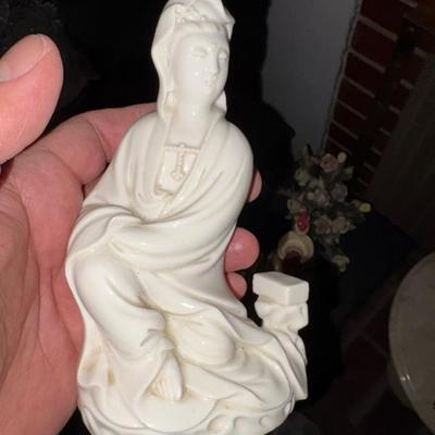 Sale Photo Thumbnail #300