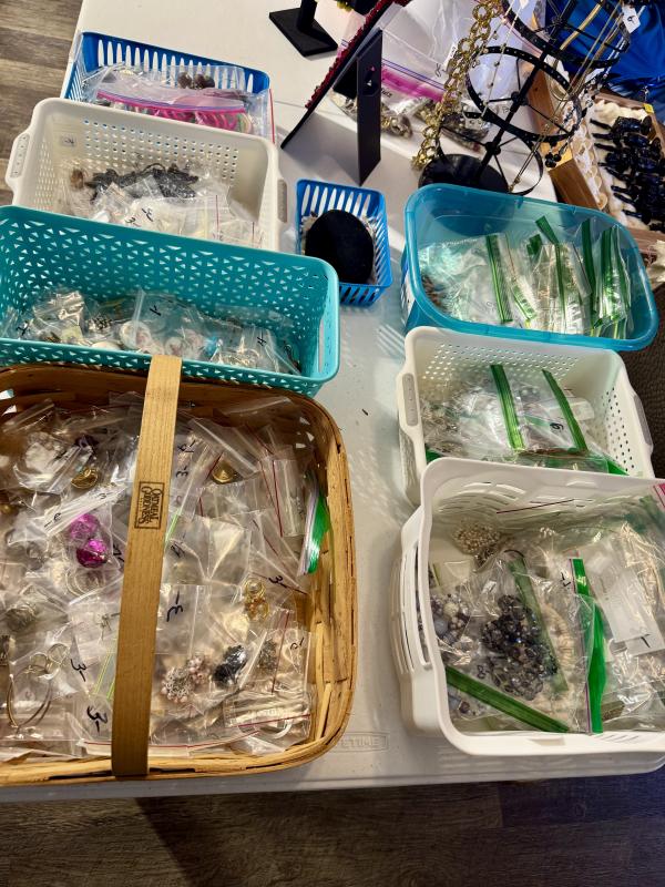 Sale Photo Thumbnail #23