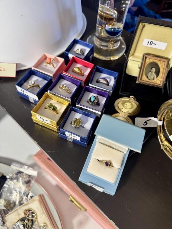 Sale Photo Thumbnail #22