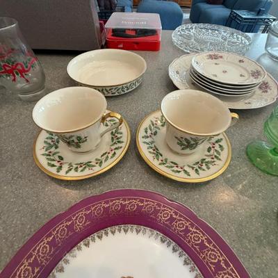 Sale Photo Thumbnail #173