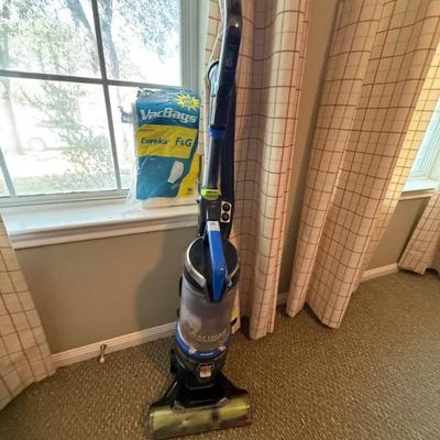 Sale Photo Thumbnail #42