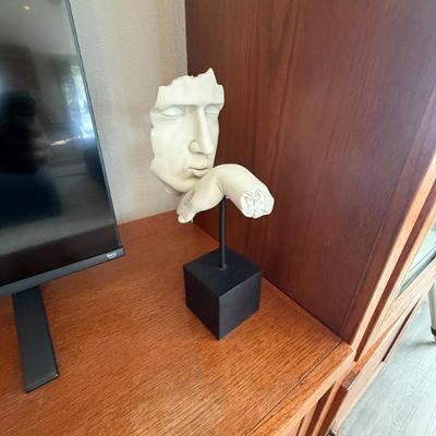 Sale Photo Thumbnail #70