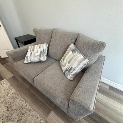 Sale Photo Thumbnail #97